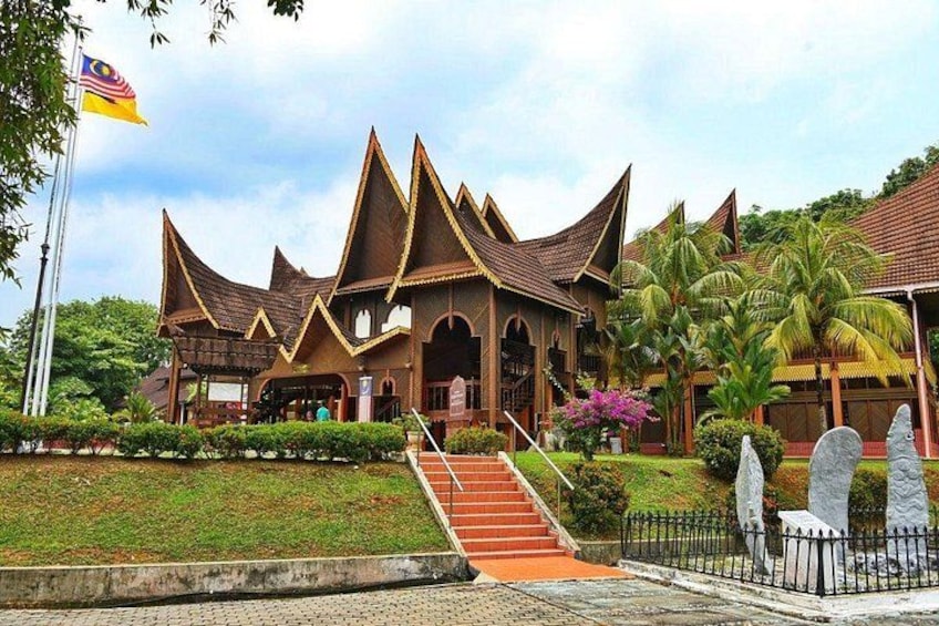 Negeri Sembilan Day Tour 1