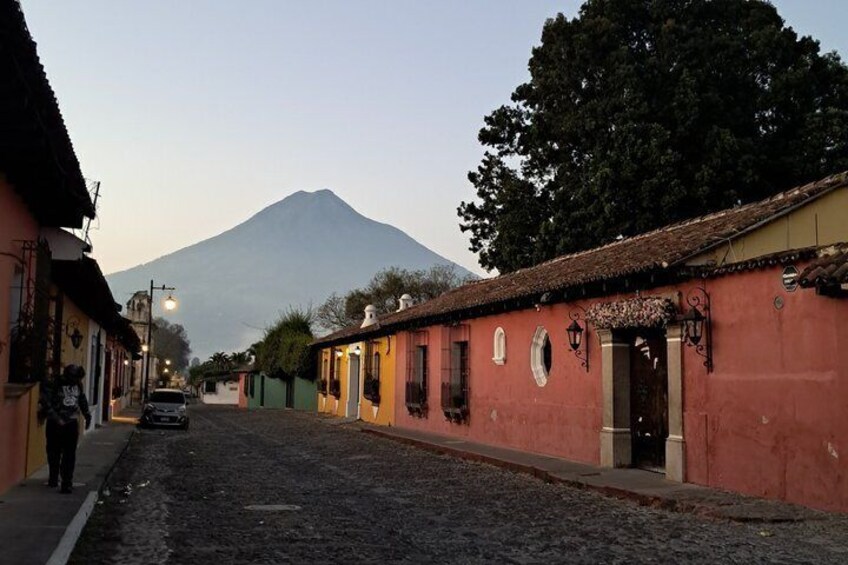 Antigua Guatemala Evenings with a Local 4