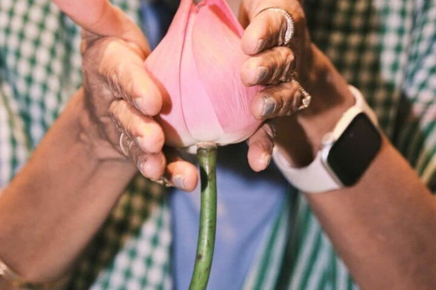 Ho Chi Minh City: Hands-on Vietnamese Lotus Tea Experience 5