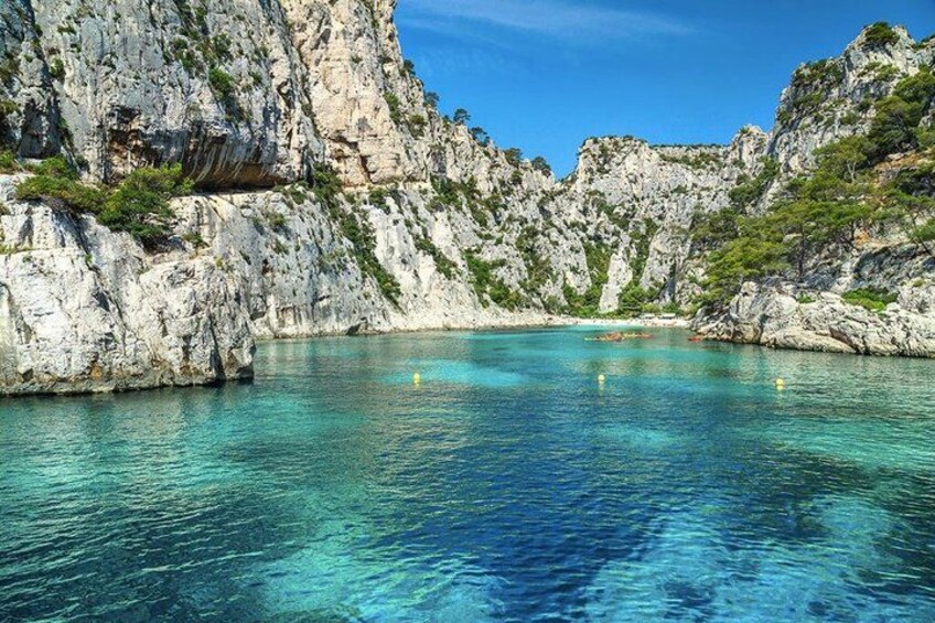 Cassis, the beautifull Calanques & Marseille hightlights 4