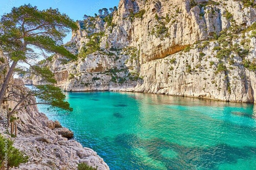 Cassis, the beautifull Calanques & Marseille hightlights 1