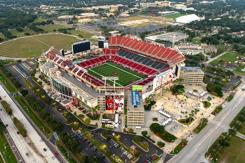 flyVENTURE helicopter over Raymond James Stadium in Tampa 3
