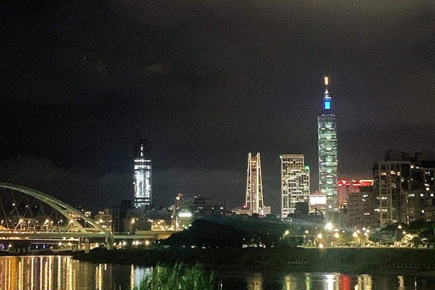 Taipei 101 Ticket + Taipei Private Customizable Tour with a Guide 4