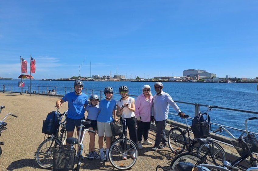 2.5 Hrs Bike Tour in Copenhagen with a Local - Small Groups 4