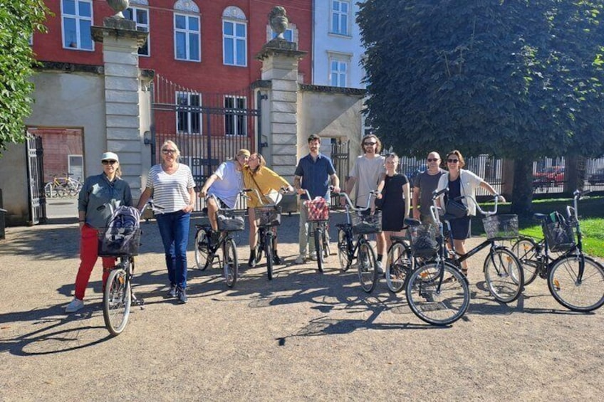 2.5 Hrs Bike Tour in Copenhagen with a Local - Small Groups 2