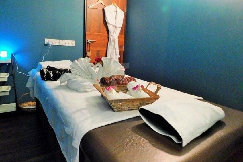 Swedish Massage in Thane with Steam 3