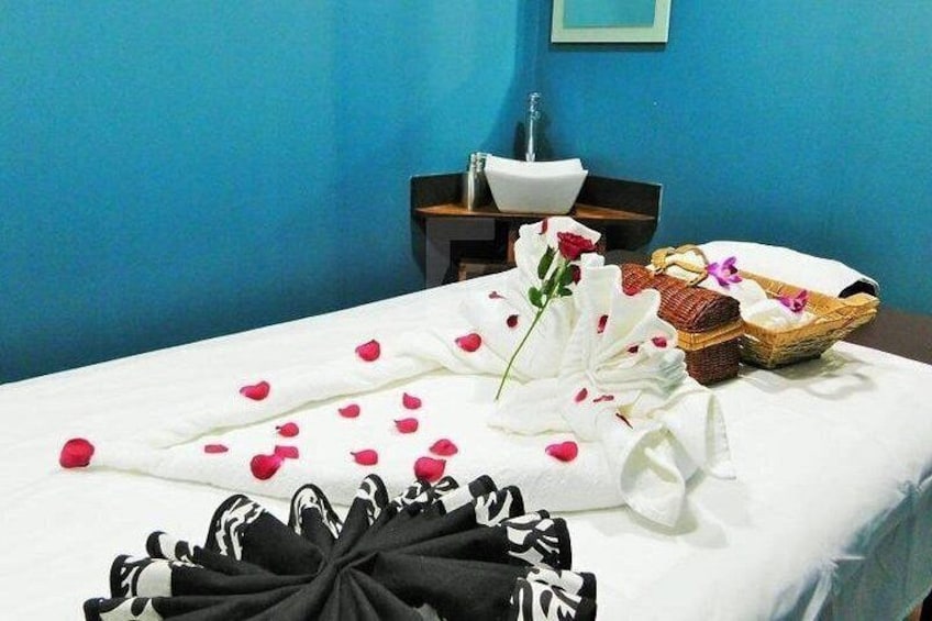 Swedish Massage in Thane with Steam 4
