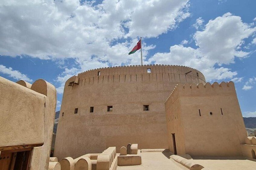 Private Transfers in Oman for 4 Days 3 Nights 2