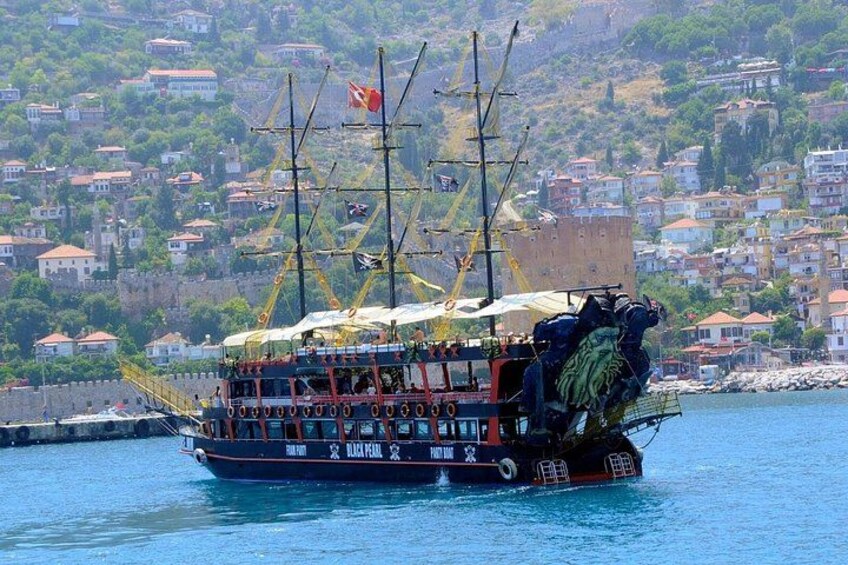 Private Alanya City Tour with Professional Licensed Guide 4