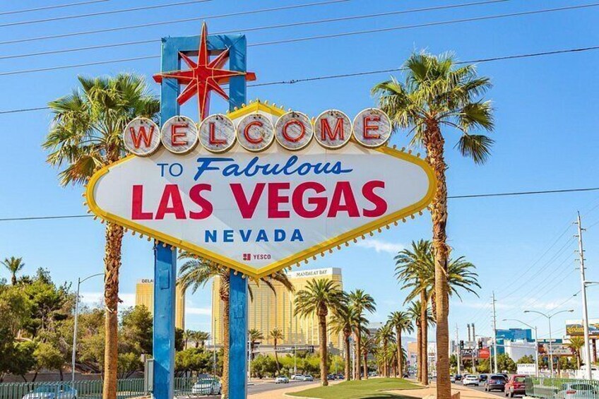 Vegas Vibes & Icons: Private City Highlights Tour 1