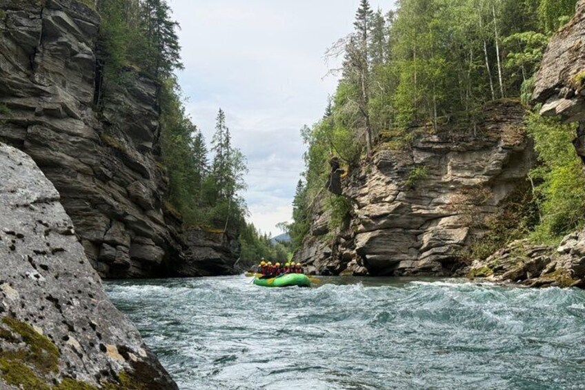 Whitewater Rafting on the Sjoa River Grade 3 Action Tour 3