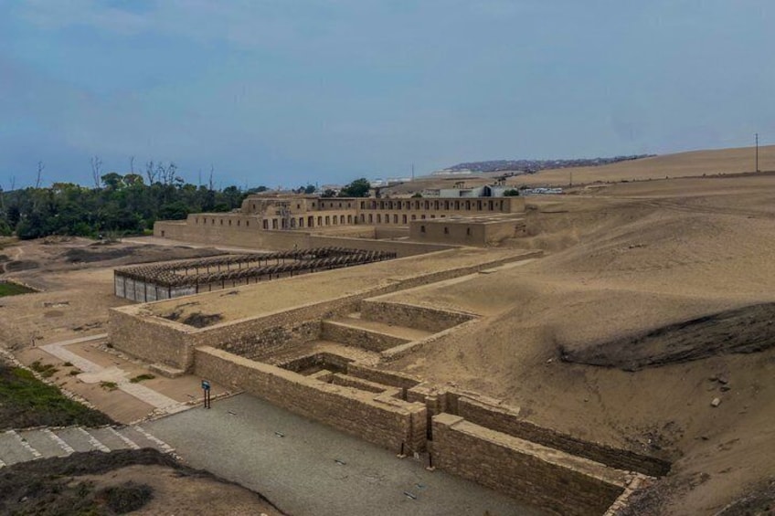 Pachacamac Inca Temple + museum and private mobility 4