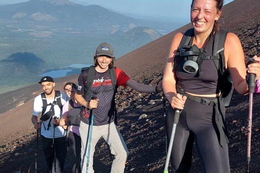 Adventure on the Momotombo Volcano 2