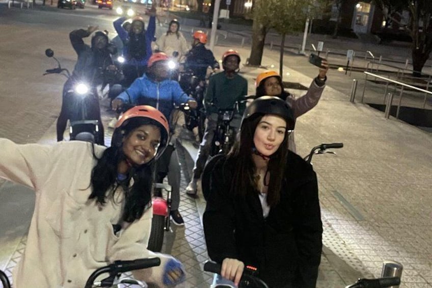 Downtown Dallas: 2-Hour Sunset E-Scooter Tour-City Lights Skyline 3