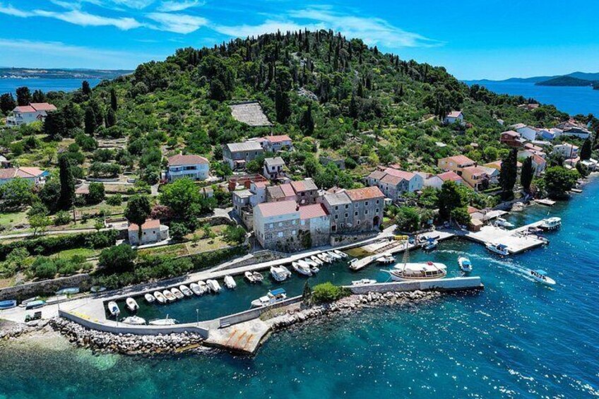 Zadar Island Hopping Speedboat Adventure with Aperol Spritz 2