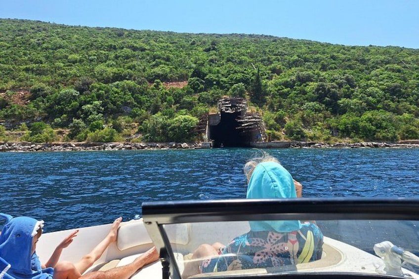 Blue Cave Private Speedboat Tour Experience 4