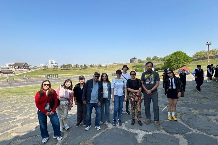Seoul: Suwon Hwaseong & Waujeongsa & Starfield Heritage Tour 2