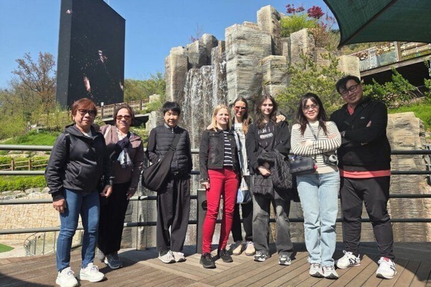Seoul: Suwon Hwaseong & Waujeongsa & Starfield Heritage Tour 4