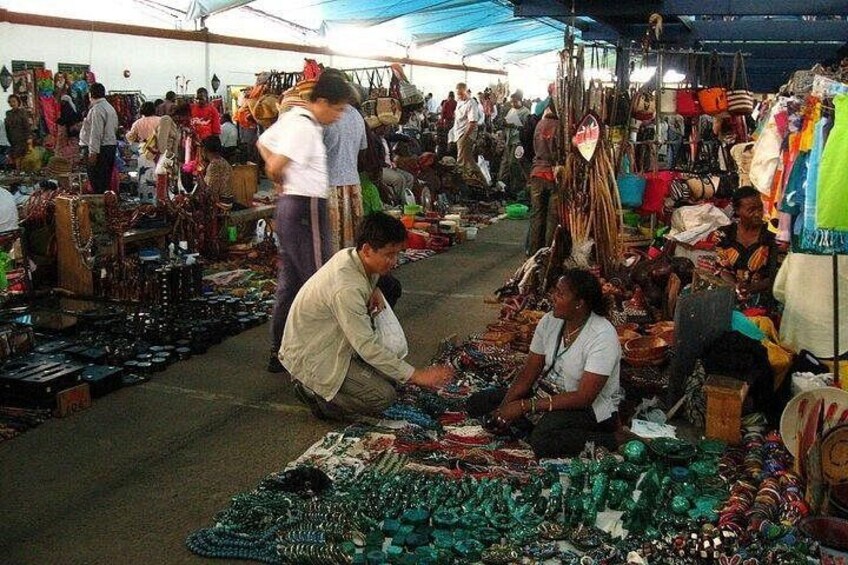 Nairobi Souvenir Shopping and Historical Half day Tour 5