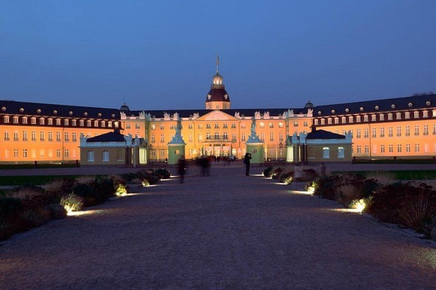 Karlsruhe castle by night 2