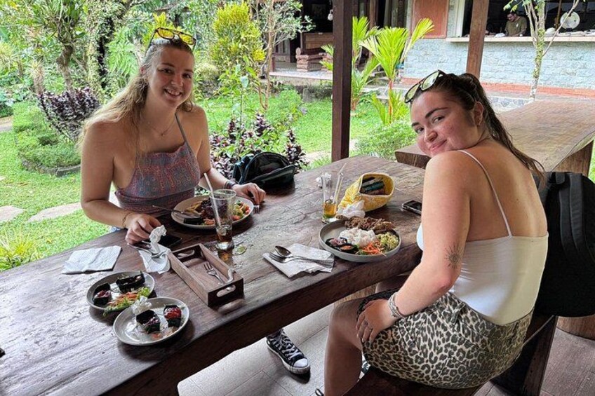 Hidden Ubud: Waterfalls & Sacred Temples 4