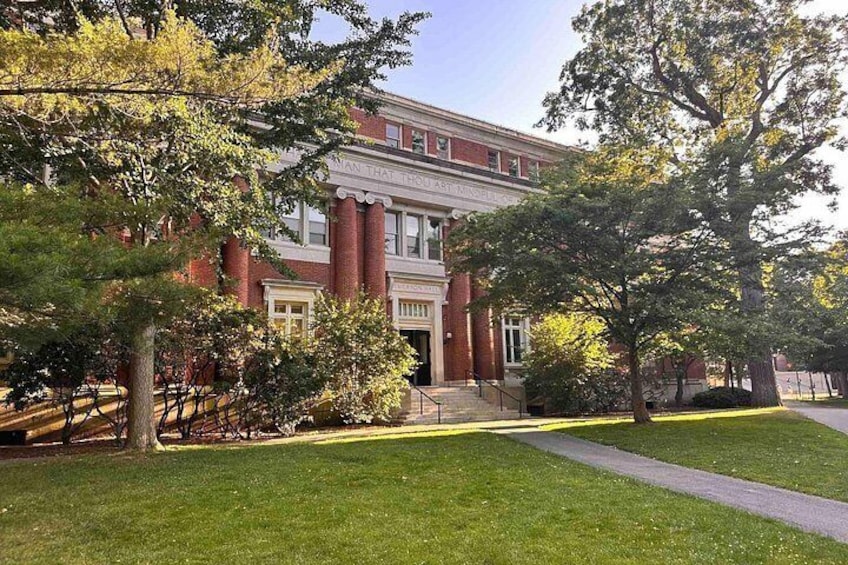 A Self-Guided Harvard University Walking Tour 2