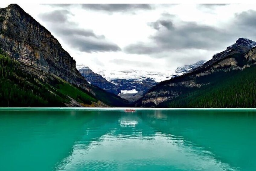Banff/Canmore: Moraine Lake and Lake Louise Shuttle-90m each lake 5