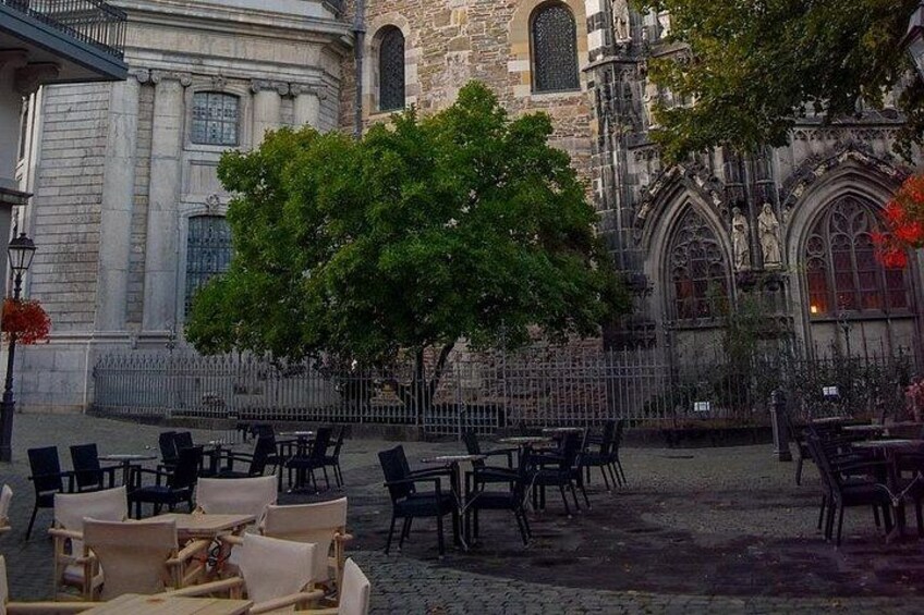 Aachen Walking Tour: Self-Guided City Game 2