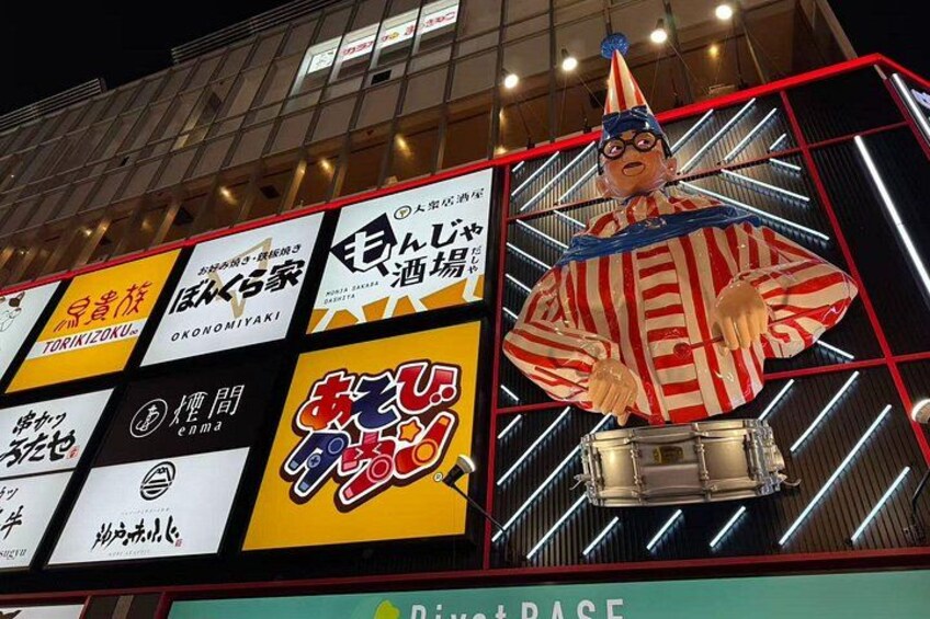 Osaka Dotonbori: GIRAFFE Nightclub Admission Ticket (For Foreign) 4