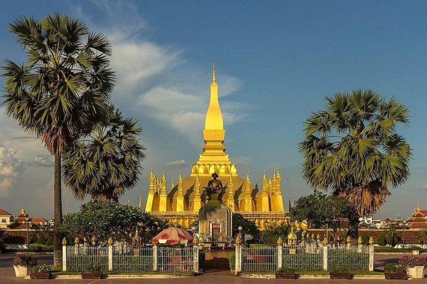 Vientiane by Bike Full-Day Private Tour with Buddha Park 2