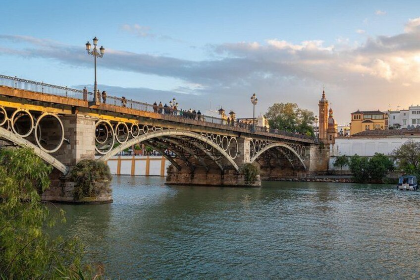 Sevilla, Córdoba and Andalusian Villages Discovery Guide 5