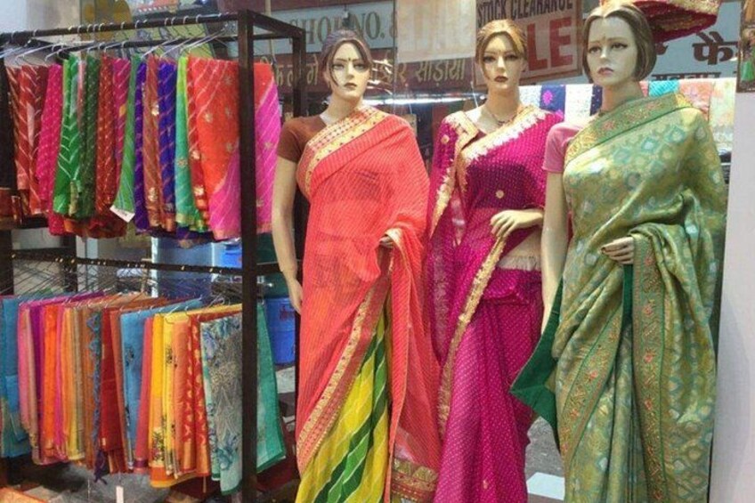 Mumbai Shopping Tour: Your Guide to Indian Traditional Shopping 3