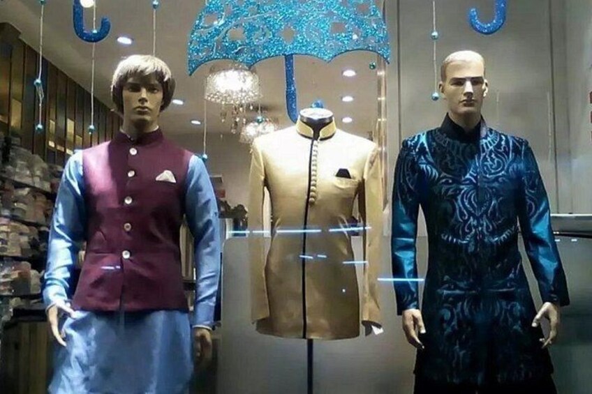 Mumbai Shopping Tour: Your Guide to Indian Traditional Shopping 2