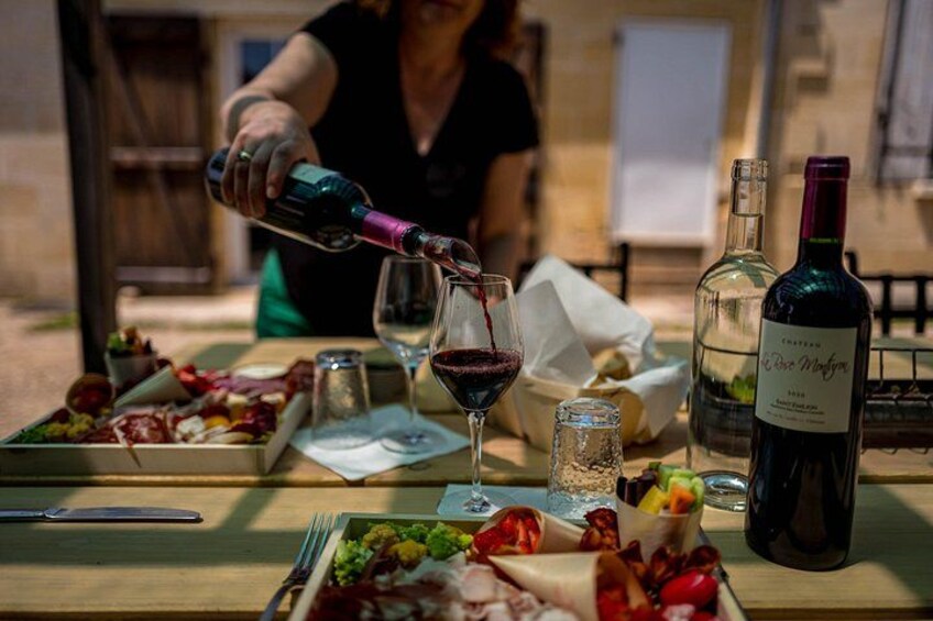 Saint Emilion Wine Tour by E-Bike- Bordeaux Pick up and drop off 2