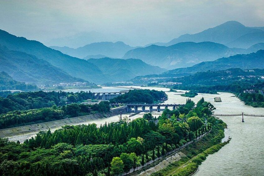 Dujiangyan half-day tour,Zhongshuge,blue tears night view 4