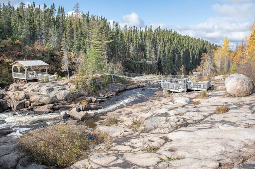 City tour and hiking to the Canyon and Waterfall in the Park 5