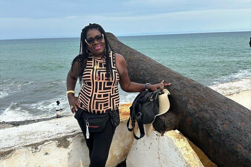 Cape Coast Castle, Elmina Castle & Kakum Canopy Tour From Accra. 2