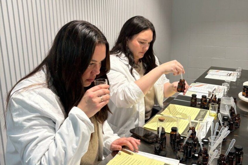 Create Your Own Custom Perfume or Cologne Workshop in Nashville 4