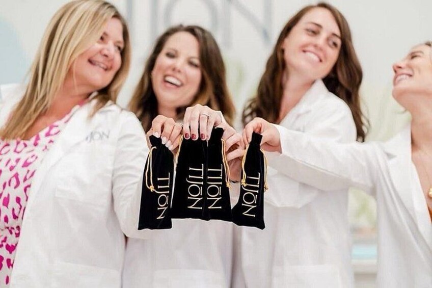 Create Your Own Custom Perfume or Cologne Workshop in Nashville 3