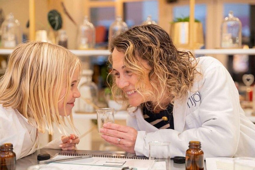 Create Your Own Custom Perfume or Cologne Workshop in Nashville 2