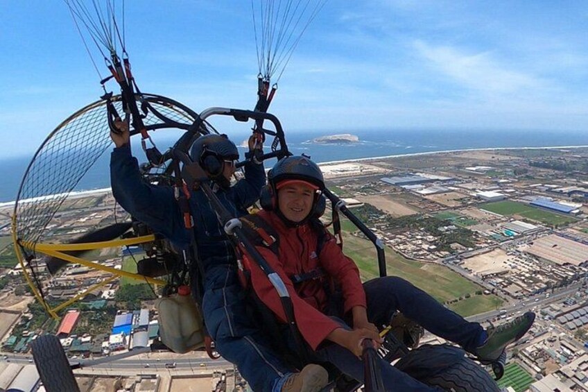 Paratrike Flight in Lurin and Archaeological Tour in Pachacamac 2