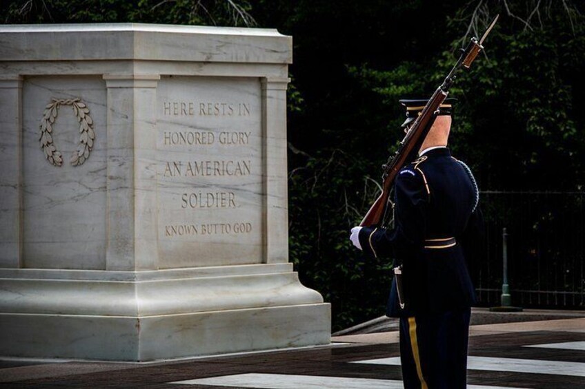 Private Tour of Arlington DC National Cemetery with Hotel Pickup 2