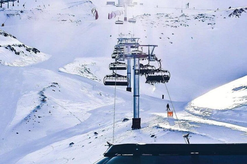 Mount Hutt Scenic Sightseeing Tour with Skiing and Spa Retreat 4