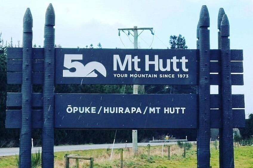 Mount Hutt Scenic Sightseeing Tour with Skiing and Spa Retreat 5