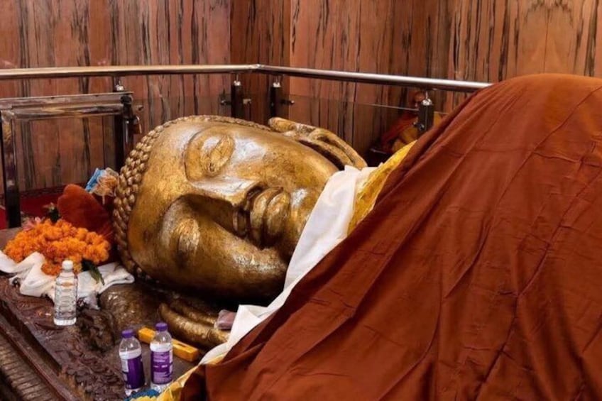 2 Day Private Buddhist Trail Bodhgaya to Lumbini via Kushinagar 3