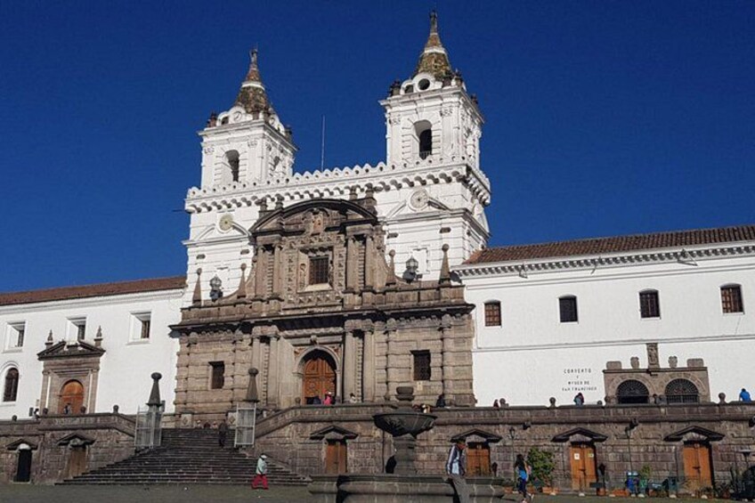 Quito Old Town Walking Tour: UNESCO Heritage Site & Local Guide 4