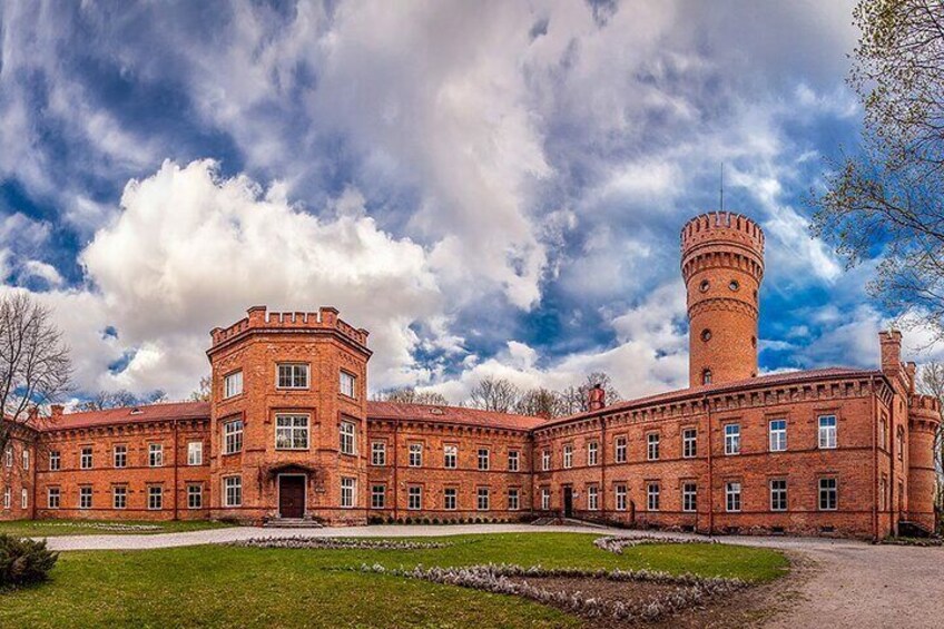 2 Days of Castles, Coast, and Culture from Vilnius 4