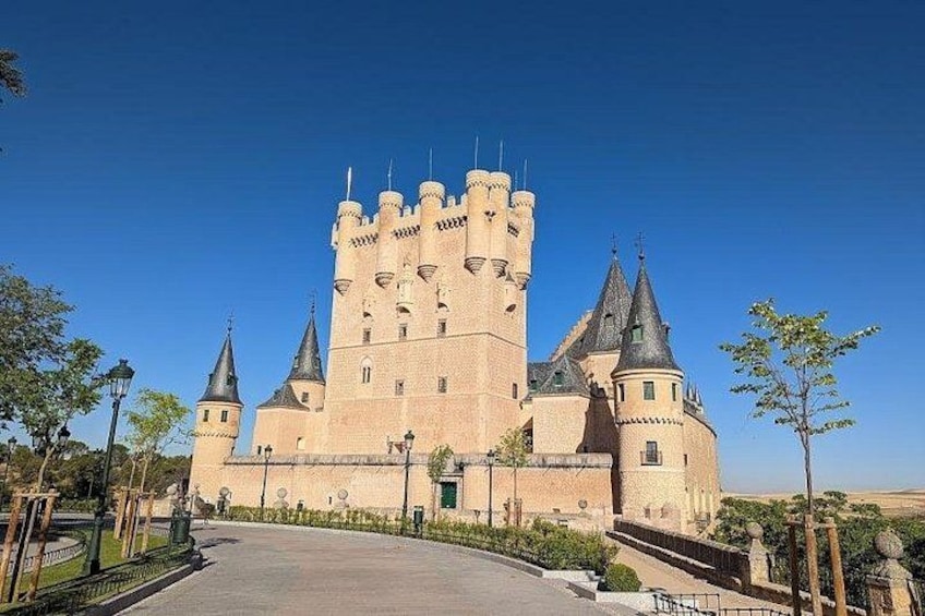 Two-Day Adventure in Segovia and Avila 3