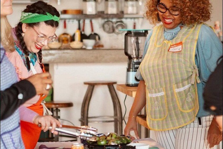 Las Vegas Mexican Salsa Cooking Experience with Celebrity Chef 2