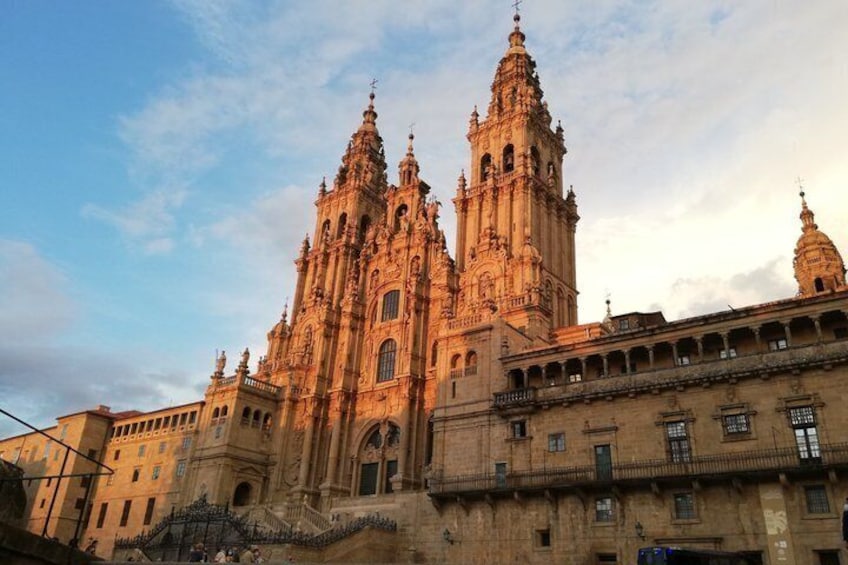 Santiago de Compostela City Walking Tour 1